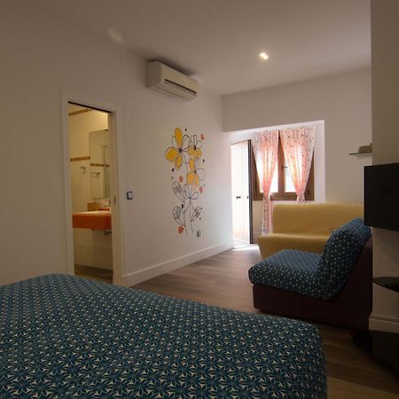Hostal Casa Arco Iris Los Canos De Meca Dış mekan fotoğraf