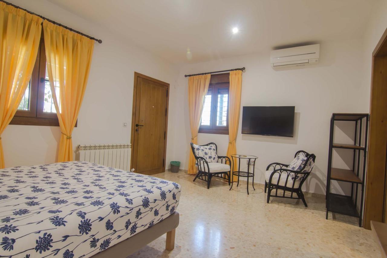 Hostal Casa Arco Iris Los Canos De Meca Dış mekan fotoğraf