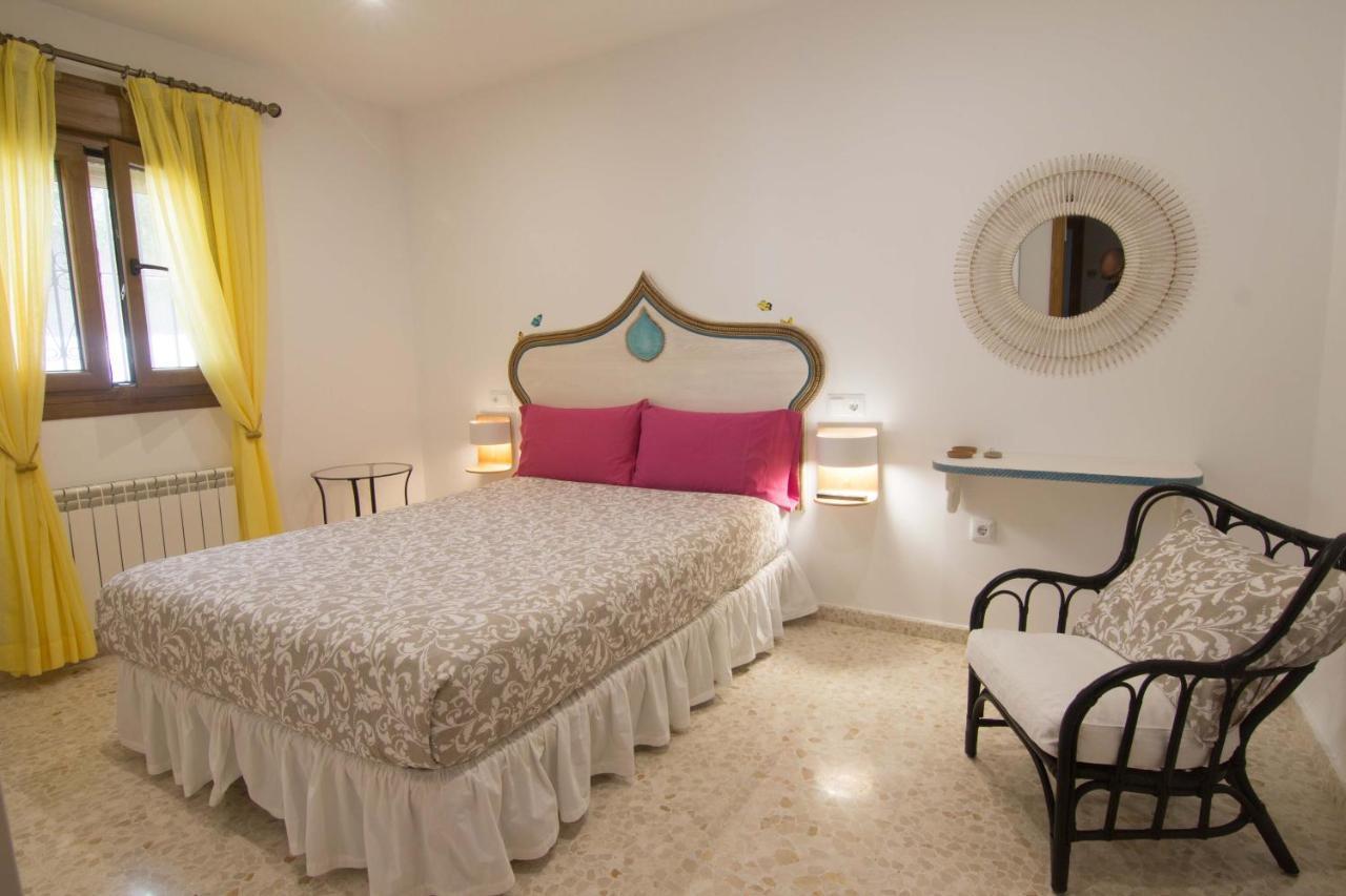 Hostal Casa Arco Iris Los Canos De Meca Dış mekan fotoğraf