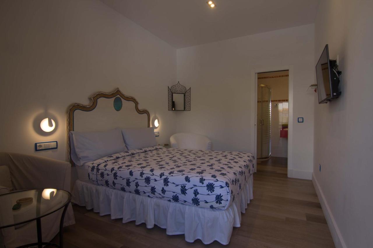 Hostal Casa Arco Iris Los Canos De Meca Dış mekan fotoğraf